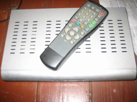 Супутникове обладнання Спутниковое оборудование ^/--/^ Тюнер сателітарний DVB-S Medion ^_^^^ Тюнер сателлитарный DVB-S Medion - фото фото фото