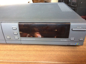 Інші моделі Другие модели ^/--/^ Приставка Philips CD-i 220 с видеокартриджем без пульта      (проблемный привод) ^_^^^ Приставка Philips CD-i 220 з відеокартриджем без пульта (проблемний привід) - фото фото фото