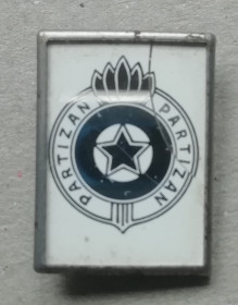 Космос Космос ^/--/^ Знак: ФК Partizan  (Сербія) ^_^^^ Знак: ФК Partizan (Сербия) - фото фото фото