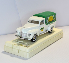 : Закордонні : Зарубежные ^/--/^ Dodge bache 4421, Solido. 1:43 бокс . Made in France. Додж Солидо Франция ^_^^^ Dodge bache 4421, Solido. 1:43 бокс . Made in France Додж Солідо Франція - фото фото фото