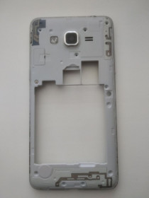 Корпуса на Samsung Корпуса на Samsung ^/--/^ ﻿Средняя часть корпуса g /--/ 532 /--/ f с полифоническим динамиком и антенной ^_^^^ Середня частина корпусу g /--/ 532 /--/ f з поліфонічним динаміком і антеною - фото фото фото