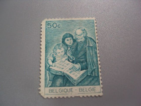 Бенілюкс Бенилюкс ^/--/^ марка Бельгия 1965 филателисты. читают книгу дети негаш №2168 ^_^^^ Бельгія 1965 філателісти читають книгу діти негаш No 2168 - фото фото фото
