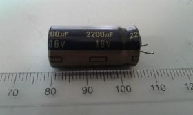 Конденсатори Конденсаторы ^/--/^ Конденсатор электролитический 2200 мкФ х 16 В ^_^^^ Конденсатор електролітичний 2200 мкФ х 16 В - фото фото фото