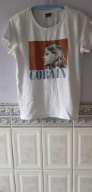 Футболки, майки Футболки, майки ^/--/^ Футболка &amp;quot;Kurt Cobain&amp;quot;  (100% cotton, ladies S, Turkey) ^_^^^ Футболка &amp;quot;Kurt Cobain&amp;quot; (100% cotton, ladies S, Turkey) - фото фото фото