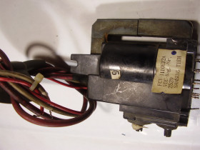 Трансформатори Трансформаторы ^/--/^ TDKS    (ТДКС) FCV-1110 /--/ E /--/ 12 /--/ A ^_^^^ TDKS (ТДКС) FCV-1110 /--/ E /--/ 12 /--/ A - фото фото фото