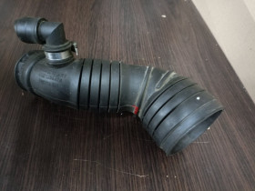 Інші автозапчастини Другие автозапчасти ^/--/^ 43682 Патрубок воздушный AUDI, расходомера воздуха 2.5 двигун ^_^^^ 43682 Патрубок повітряний AUDI, витратоміра повітря 2.5 двигун - фото фото фото