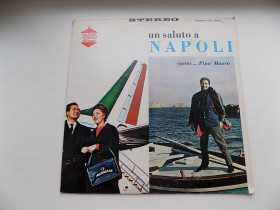 Платівки Пластинки ^/--/^ Виниловая пластинка Un Saluto a Napoli canto... Pino Mauro Пр-во США ^_^^^ Вінілова платівка Un Saluto a Napoli canto Pino Mauro Пр-во США - фото фото фото