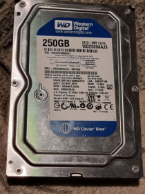 Жорсткі диски Жесткие диски ^/--/^ 52%  (57 гб ок) hdd 3.5 250 гб wd blue 7200 38.1/79.4 жесткий диск wd /--/ 2500 /--/ aajs-00 /--/ v /--/ 4 /--/ a /--/ 0 western digital ^_^^^ 52% (57 гб ок) hdd 3.5 250 гб wd blue 7200 38.1/79.4 жорсткий диск wd /--/ 2500 /--/ aajs-00 /--/ v /--/ 4 /--/ a /--/ 0 western digital - фото фото фото