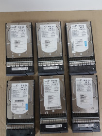 Жорсткі диски Жесткие диски ^/--/^ Диски HDD 3.5&amp;quot; SAS 300 /--/ gb ST /--/ 3300657 /--/ SS, 6 /--/ шт одним лотом,  від 1 /--/ грн    (№037) ^_^^^ Диски HDD 3.5&amp;quot; SAS 300 /--/ gb ST /--/ 3300657 /--/ SS, 6 /--/ шт одним лотом, от 1 /--/ грн (No /--/ 037) - фото