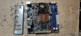 Материнські плати Материнские платы ^/--/^ Мат. плата Asus ITX-220 Celeron /--/ 220 i /--/ 945 /--/ GC SVGA+GbLAN SATA Mini-ITX 2 /--/ DDR /--/ 2 № 231003 ^_^^^ Мат. плата Asus ITX-220 Celeron /--/ 220 i /--/ 945 /--/ GC SVGA+GbLAN SATA Mini-ITX 2 /--/ DDR /--/ 2 No 231003 - фото фото фото