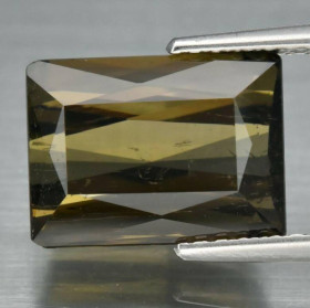 Турмалін Турмалин ^/--/^ Натуральный турмалин 4.46 ct  10.4 x 7.8 x 6.1 mm ^_^^^ Натуральний турмалін 4.46 ct 10.4 x 7.8 x 6.1 mm - фото фото фото