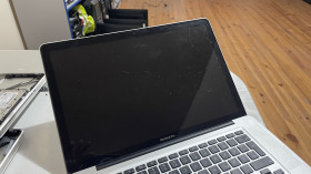 Apple MacBook Apple MacBook ^/--/^ Apple MACbook Pro A /--/ 1286 лот /--/ 2 - фото фото фото