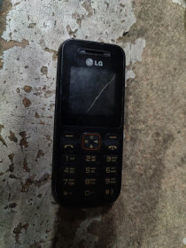 LG LG ^/--/^ Мобильный телефон LG LG-A /--/ 100 № 24211117 ^_^^^ Мобільний телефон LG LG-A /--/ 100 No 24211117 - фото фото фото