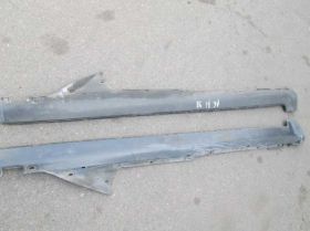 Пороги і арки Пороги и арки ^/--/^ Накладка порог пластиковый Audi A /--/ 6 C /--/ 5 98-05 ^_^^^ Поріг пластиковий Audi A /--/ 6 C /--/ 5 98-05 - фото фото фото