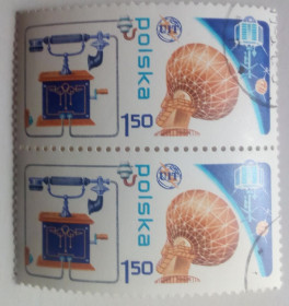 Польща Польша ^/--/^ Польша 1976 Изобретение телефона, сцепка, гашеная ^_^^^ Польща 1976 Винахід телефону, зчіпка, гашена - фото фото фото