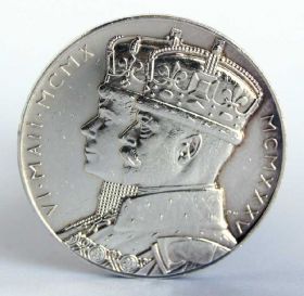 Європа Европа ^/--/^ Ювілейна срібна медаль Георг V срібло 925 1935 England ^_^^^ Юбилейная медаль Георг V серебро 925 1935 England - фото фото фото