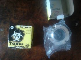 Акустика (динаміки) Акустика (динамики) ^/--/^ Акустика  пищалки Toxic рупорные новые ^_^^^ Акустика їжалки Toxic рупорні нові - фото фото фото