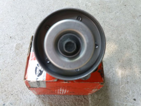 Інше Другое ^/--/^ Натяжний ролик паразитний VW LT 2.8 TDI . ^_^^^ Натяжной ролик паразитный VW LT 2.8 TDI. - фото фото фото