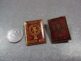 Пам'ятні і ювілейні Памятные и юбилейные ^/--/^ знак schoner unsere stadte und gemeinden MACH MIT гдр лот 2 шт №3924 ^_^^^ знак schoner unsere stadte und gemeinden MACH MIT гдр лот 2 шт No /--/ 3924 - фото фото фото