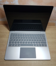 Інші моделі Другие модели ^/--/^ Ноутбук Microsoft Surface Lapto Go Model 1943 i /--/ 5-1035 /--/ G /--/ 1 - фото фото фото