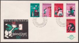Європа Европа ^/--/^ Нидерланды 1967 МУЗЫКА МУЗЫКАЛЬНЫЕ НОТЫ ТВОРЧЕСТВО ИСКУССТВО ДЕТИ ВОСПИТАНИЕ КПД Mi.888-892 ^_^^^ Нідерланди 1967 Музика музичні потреби творчість мистецтва діти виховання ККД Mi.888-892 - фото фото фото
