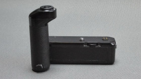 Вінтажні фотоапарати Винтажные фотоаппараты ^/--/^ Моторный привод Nikon MD-11 для плёночных фотокамер Nikon FM /--/ 3 /--/ A FM /--/ 2 FE /--/ 2 FA FE FM Вживане ^_^^^ моторний привід Nikon MD-11 для плівкових фотокамер Nikon FM /--/ 3 /--/ A FM /--/ 2 FE /--/ 2 FA FE FM - фото фото фото