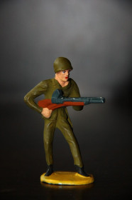 Фігурки, солдатики Фигурки, солдатики ^/--/^ солдат MERTEN ФРГ 65-70 /--/ мм ^_^^^ солдат MERTEN ФРН 65-70 мм - фото фото фото