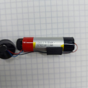 Зовнішні акумулятори (Power Bank) Внешние аккумуляторы (Power Bank) ^/--/^ Рабочий аккумулятор 13400 3,7 v 550 mAh с одноразки. Б/у ^_^^^ Робочий акумулятор 13400 3,7 v 550 mAh з одноразки. Б/у - фото фото фото