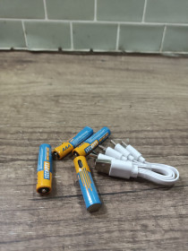 Акумулятори Аккумуляторы ^/--/^ Акумулятори USB AAA 4 шт. з кабелем зарядки 3880 ^_^^^ Аккумуляторы USB AAA 4 шт. с кабелем зарядки 3880 - фото фото фото