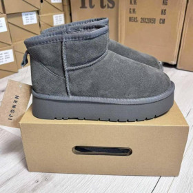 УГГІ (UGG) УГГИ (UGG) ^/--/^ Серые угги платформа, натуральная замша 36-41 /--/ р код 3128 ^_^^^ Сірі вуги платформа, натуральна замша 40,41 /--/ р код 3128 - фото фото фото