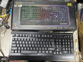 Клавіатури Клавиатуры ^/--/^ Игровая клавиатура с подсветкой 2 /--/ E KG /--/ 320 USB № 26120314 ^_^^^ Ігрова клавіатура з підсвічуванням 2 /--/ E KG /--/ 320 USB No 26120314 - фото фото фото