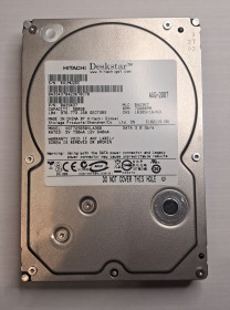Жорсткі диски Жесткие диски ^/--/^ Несправний HDD 3.5&amp;quot; 500 /--/ GB Hitachi Deskstar SATA II  (HDT /--/ 725050 /--/ VLA /--/ 360) — Видає сторонні звуки / На донорство - фото фото фото