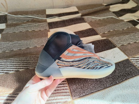 Кросівки Кроссовки ^/--/^ Кросівки Adidas Yeezy Quantum ^_^^^ Кроссовки Adidas Yeezy Quantum - фото фото фото