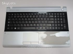 Корпуса Корпуса ^/--/^ Часть корпуса (Стол) Samsung RV /--/ 520 (NZ-7207) ^_^^^ Частина корпусу (Стол) Samsung RV /--/ 520 (NZ-7207) - фото фото фото