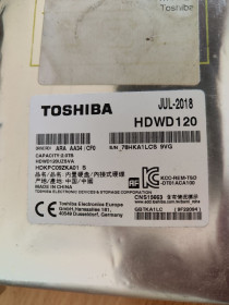 Жорсткі диски Жесткие диски ^/--/^ жесткий диск Toshiba  P /--/ 300  2 /--/ Tb        (hdwd /--/ 120) ^_^^^ жорсткий диск Toshiba P /--/ 300 2 /--/ Tb (hdwd /--/ 120) - фото фото фото
