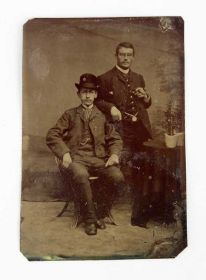 Листи, фото Письма, фото ^/--/^ Ферротип ferrotype дагерротип тінтейп Двоє друзів 1870-80-ті рр. Germany ^_^^^ Ферротип ferrotype Двое друзей 1870-80-е гг. - фото фото фото