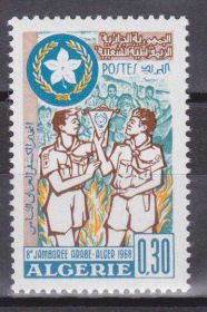 Алжир Алжир ^/--/^ Алжир 1968 БОЙ-СКАУТЫ АРАБСКИЙ СЛЁТ МОЛОДЁЖНАЯ ПАТРИОТИЧЕСКАЯ ОРГАНИЗАЦИЯ Mi.509 Yvert Nr.473** MNH ^_^^^ Алжир 1968 БОЙ-СКАУТИ АРАБСЬКИЙ СЛІТ МОЛОДІЖНА ПАТРІОТИЧНА ОРГАНІЗАЦІЯ Mi.509 Yvert Nr.473** MNH - фото фото фото