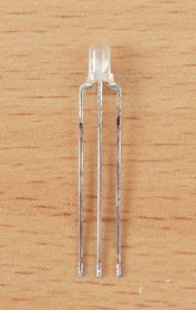 Інше Другое ^/--/^ LED 3 мм Світлодіод Red Green загальний катод 3 /--/ pin гарантія ^_^^^ LED 3 мм Светодиод Red Green общий катод 3 /--/ pin гарантия - фото фото фото