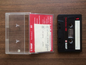 Касети Кассеты ^/--/^ Аудиокассета BASF Ferro Extra I 90 с записью   (ZZ Top   (1990) / Slade   (1974)) ^_^^^ Аудіокасета BASF Ferro Extra I 90 із записом (ZZ Top (1990) - фото фото фото