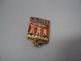 Геральдика Геральдика ^/--/^ Знак фрачник герб Lourdes Лурд Франция орел замок №16604 ^_^^^ Знак фрачник герб Lourdes Лурд Франція орел замок No /--/ 16604 - фото фото фото