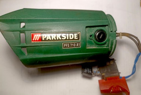 Пили, плиткорізи Пилы, плиткорезы ^/--/^ статор сабельной пилы PARKSIDE PFS 710 A /--/ 1 с частью корпуса ^_^^^ Статор шабельної пилки PARKSIDE PFS 710 A /--/ 1 з частиною корпусу - фото фото фото