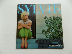 Платівки Пластинки ^/--/^ Виниловая пластинка Sylvie Vartan П-во RCA Victor Франция ^_^^^ Вінілова платівка Sylvie Vartan П-во RCA Victor Франція - фото фото фото