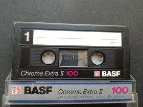 Касети Кассеты ^/--/^ Аудиокассета BASF Chrome Extra II 100 ^_^^^ Аудіокасет BASF Chrome Extra II 100 - фото фото фото