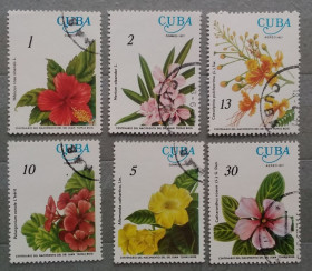 Флора Флора ^/--/^ Куба 1977 г -  100 лет со дня рождения доктора Хуана Томаса Роига. Кубинские цветы, 7 шт  (см.фото) ^_^^^ Куба 1977 р. - 100 років від дня народження доктора Хуана Томаса Роіга. Кубинські квіти, 7 шт (див.фото) - фото фото фото