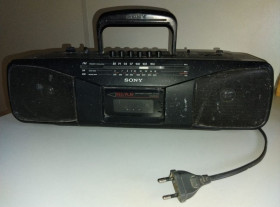 Магнитофони Магнитофоны ^/--/^ Магнітофон Sony CFS-204 /--/ S з радіо. Під відновлення / запчастини магнитофон ^_^^^ Магнитофон Sony CFS-204 /--/ S с радио. Под восстановление / запчасти магнитофон - фото фото фото