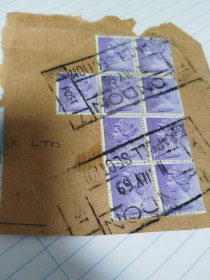 Історія та особистості История и личности ^/--/^ поштові марки Великобританії із зображенням Королеви Єлизавети II ^_^^^ почтовые марки Великобритании с изображением Королевы Елизаветы II - фото фото фото