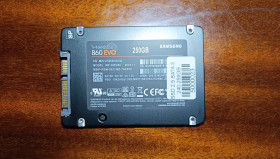 Жорсткі диски Жесткие диски ^/--/^ SSD Sata 2.5&amp;quot; 250 /--/ Gb Samsung 860 EVO MZ-76 /--/ E /--/ 250 - фото фото фото