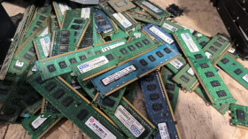 Оперативна пам'ять Оперативная память ^/--/^ Пам&amp;apos;ять до ПК DDR /--/ 3 2 /--/ Gb PC /--/ 3-10600 1333 /--/ MHz ^_^^^ Память к ПК DDR /--/ 3 2 /--/ Gb PC /--/ 3-11600 1333 /--/ MHz - фото фото фото