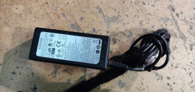 Адаптери живлення Адаптеры питания ^/--/^ Зарядное устройство Li Shin International Electronic 0335 /--/ C /--/ 1960 AD-6019 19 /--/ V 3.16 /--/ A 60 /--/ W № 222612 ^_^^^ Зарядний пристрій Li Shin International Electronic 0335 /--/ C /--/ 1960 AD-6019 19 /--/ V 3.16 /--/ A 60 /--/ W No 222612 - фото фото фото