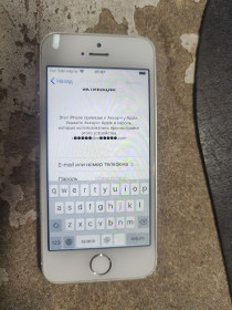 Apple iPhone Apple iPhone ^/--/^ Мобильный телефон Apple iPhone SE 32 /--/ Gb A /--/ 1723 № 25060602 ^_^^^ Мобільний телефон Apple iPhone SE 32 /--/ Gb A /--/ 1723 No 25060602 - фото фото фото